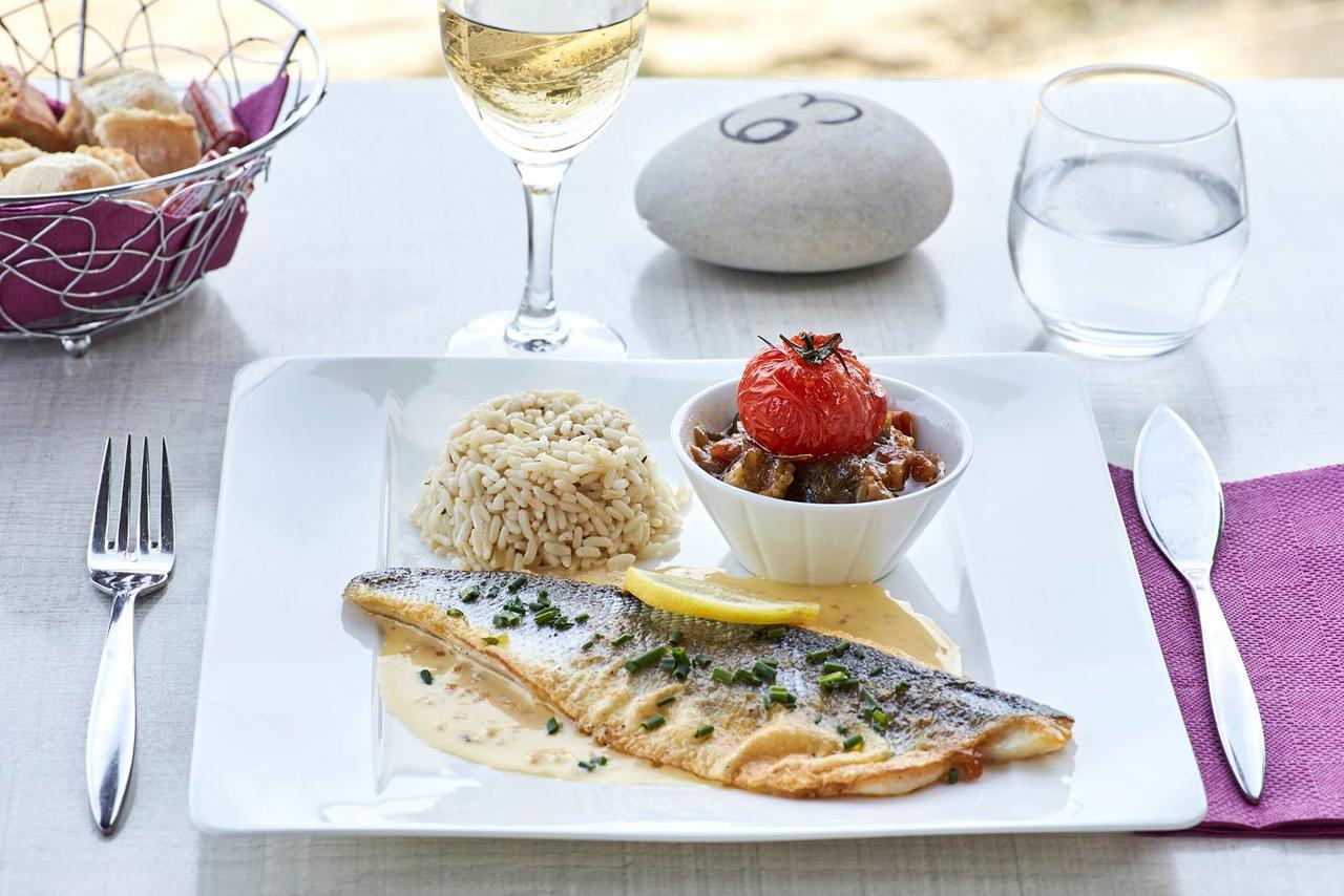 Hôtel Restaurant L'Escale d'en Arz Île-d'Arz Extérieur photo